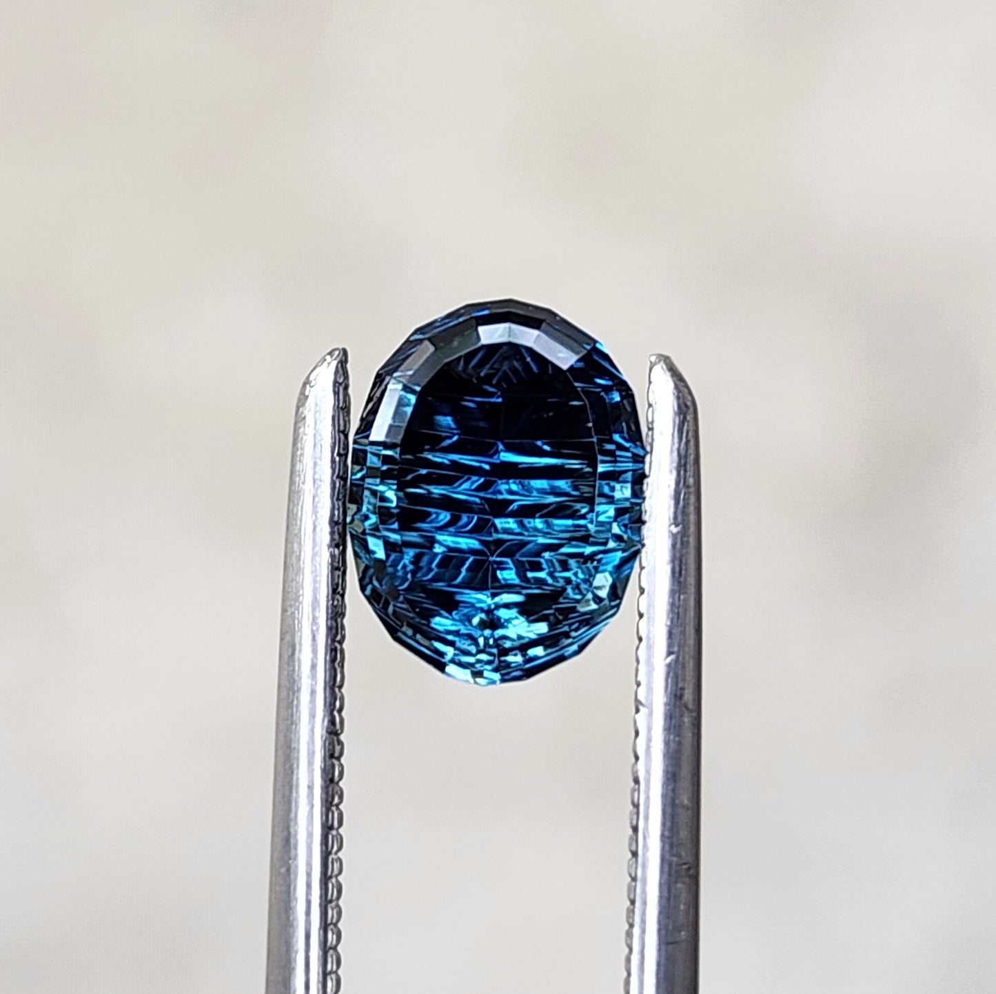 1.06ct Natural Teal Australian Sapphire Oval Deep Concave Cut - by John Dyer