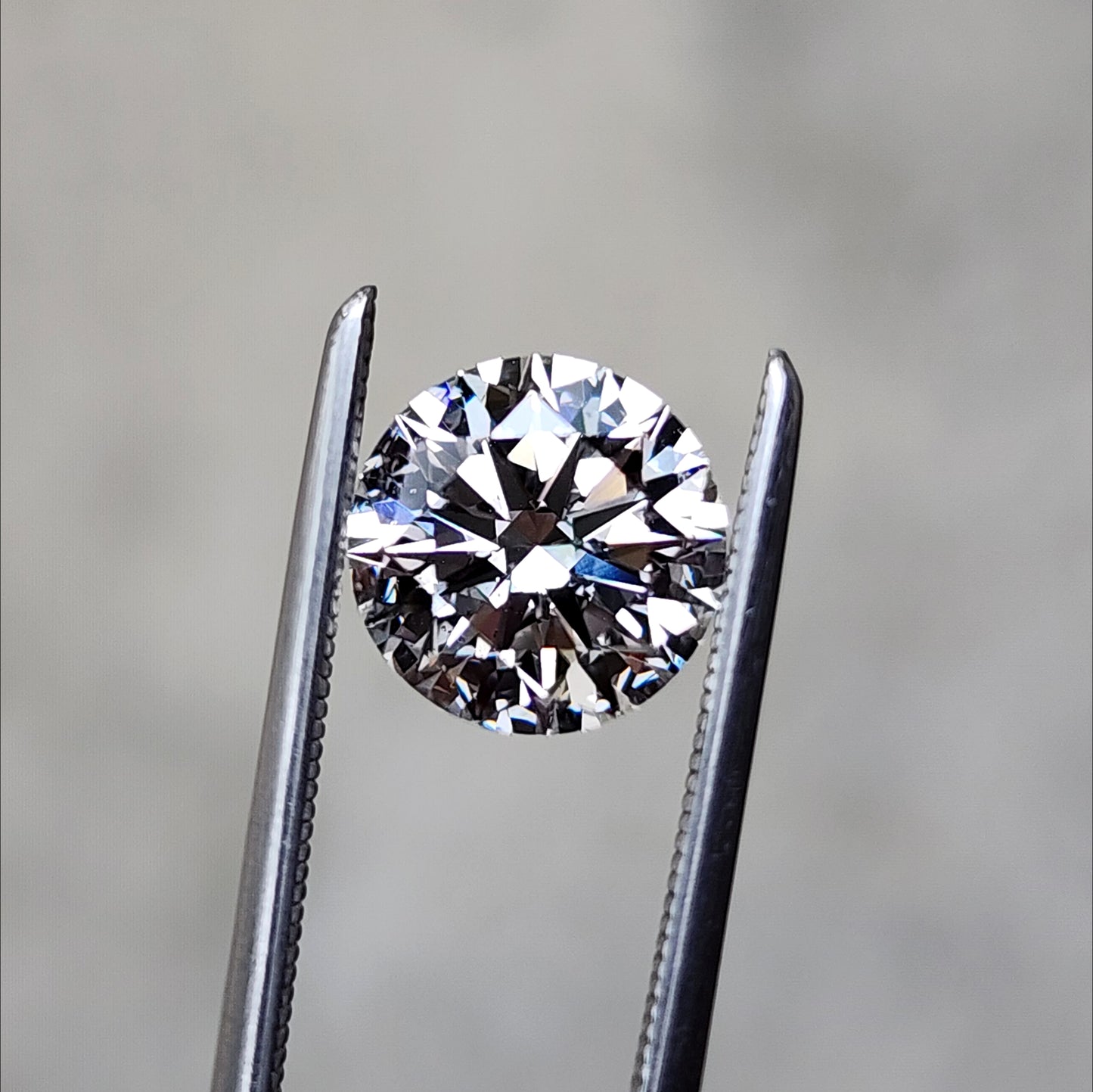 1.64ct Round Brilliant Cut Lab Diamond H/VS2