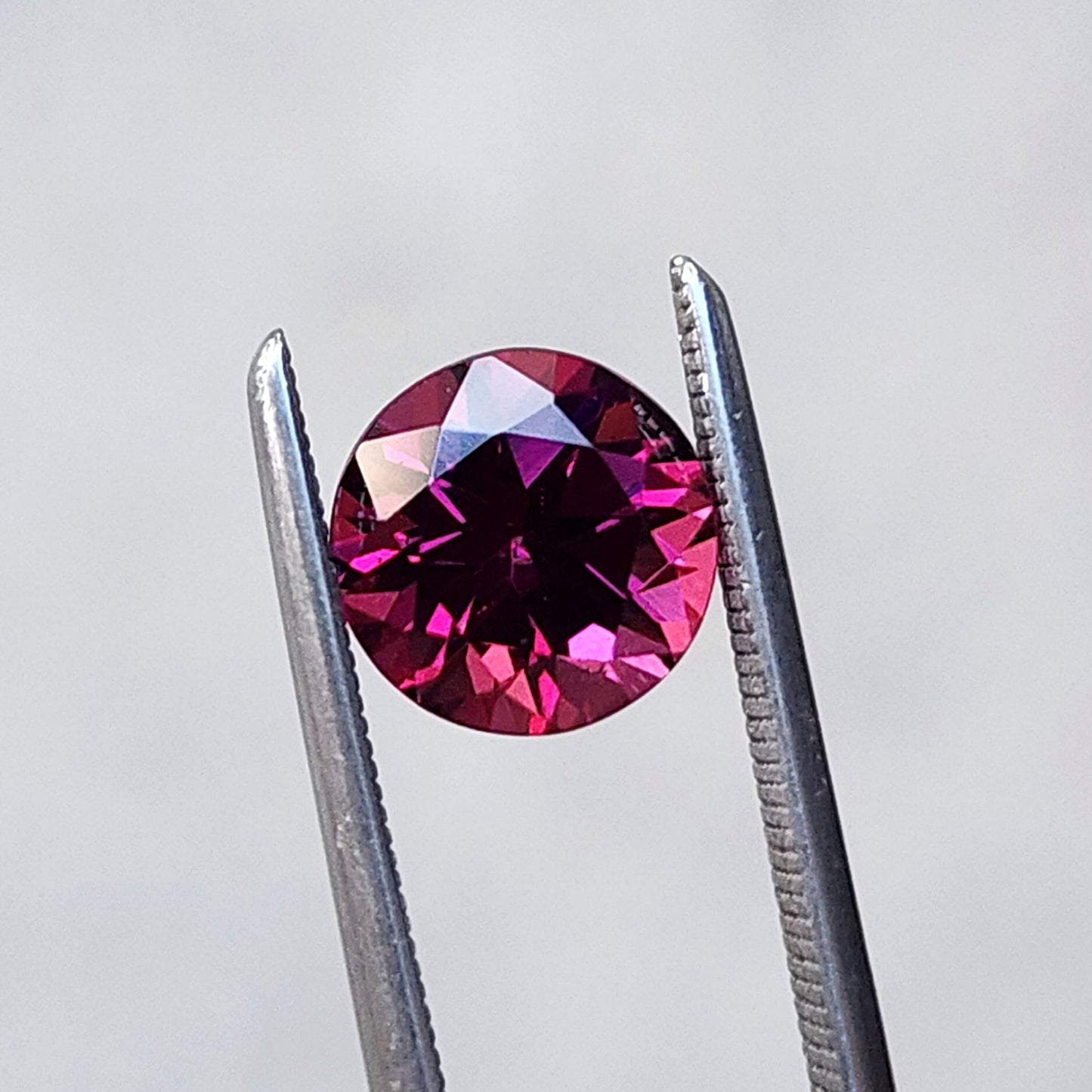 Natural Round Cut Rhodolite Garnet