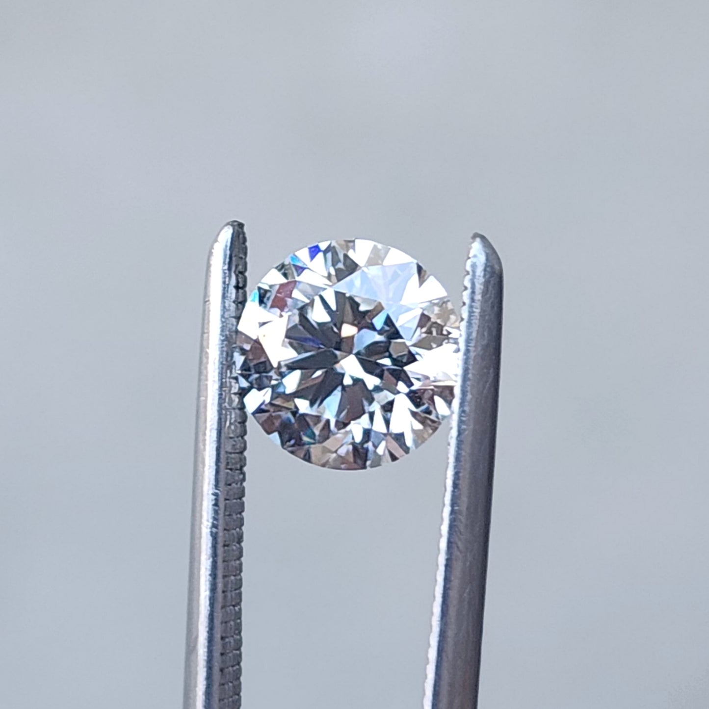 .85ct Round Brilliant Lab Diamond D/VS2