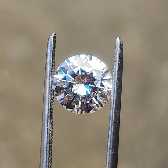 round brilliant moissanite for build your own pieces 