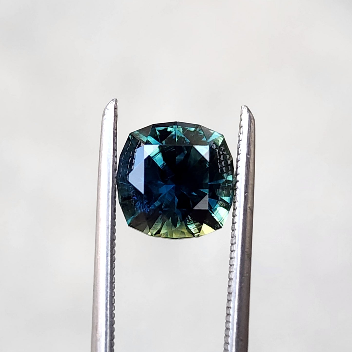 2ct green sapphire cushion