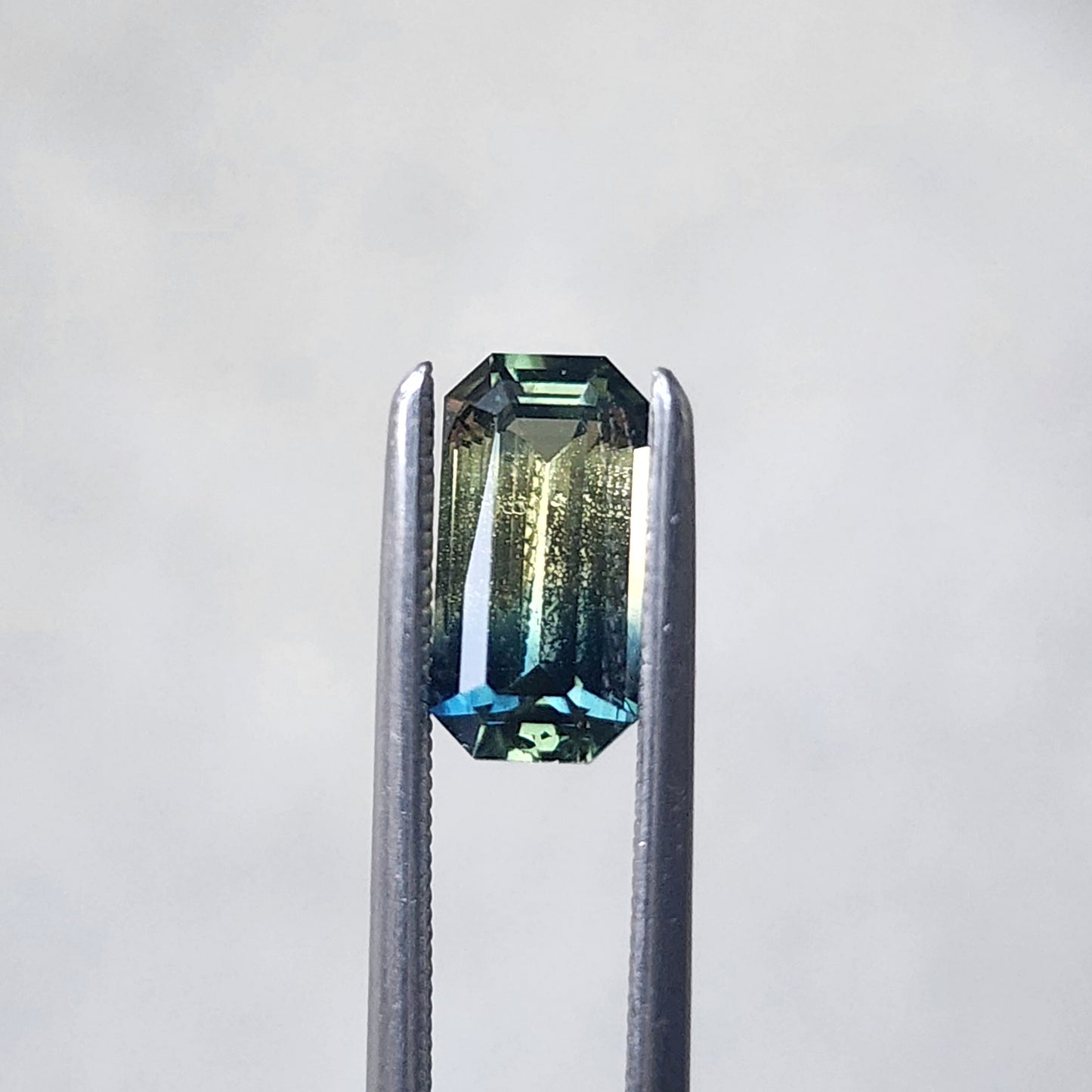 1.29ct parti sapphire rectangle 