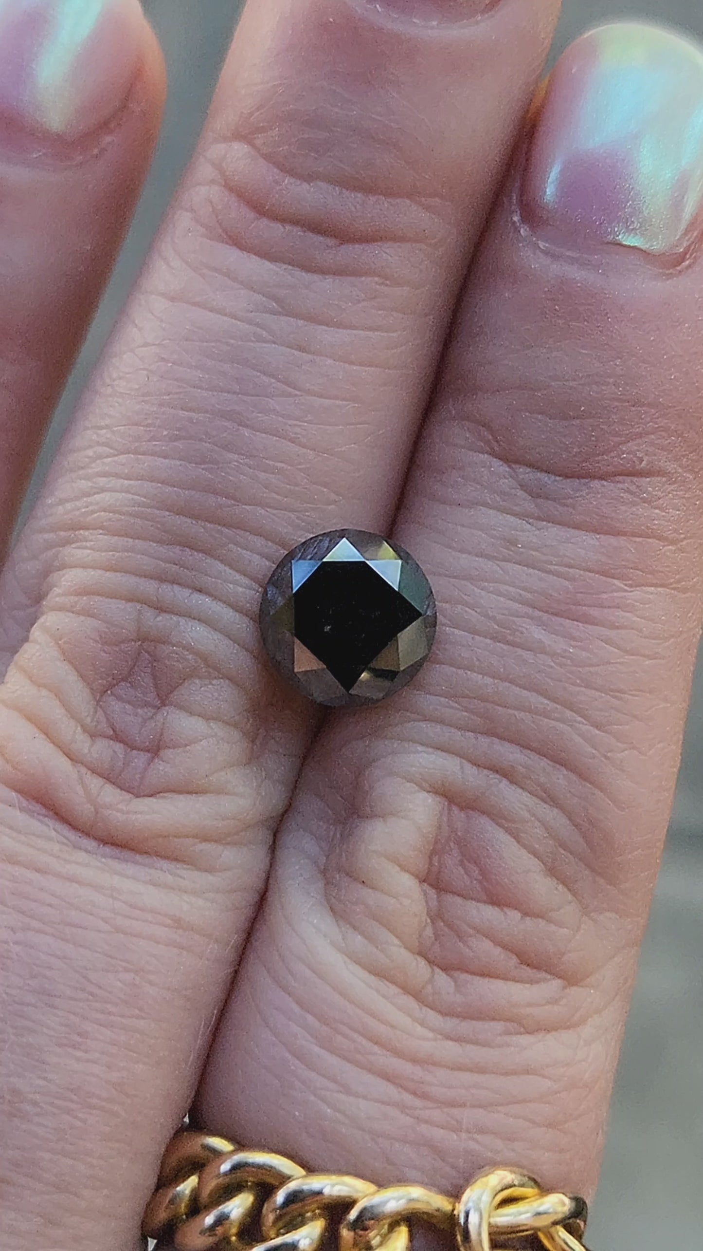 Load and play video in Gallery viewer, 2.87ct Faceted Round Black Diamond (Heat Treated)
