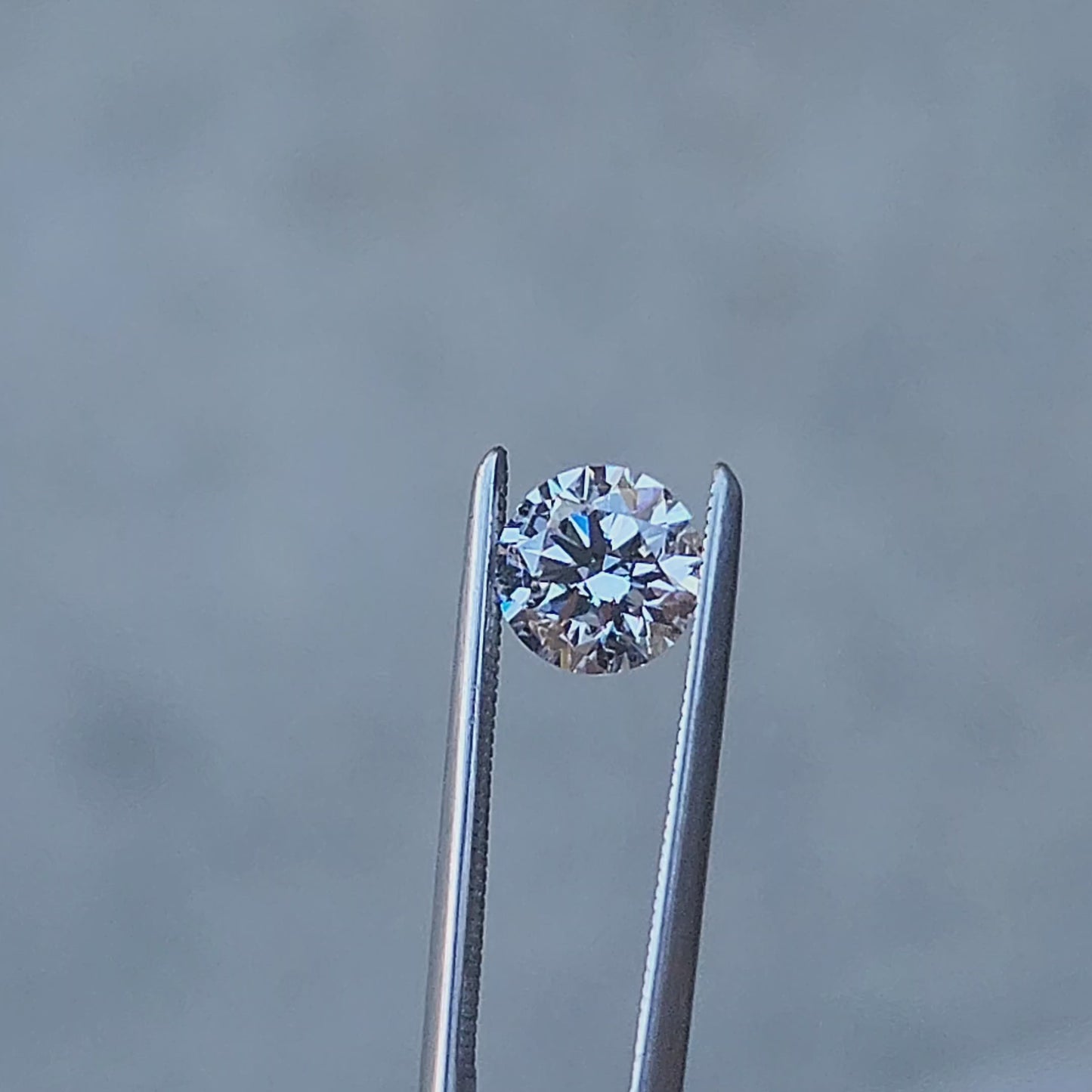 .85ct Round Brilliant Lab Diamond D/VS2